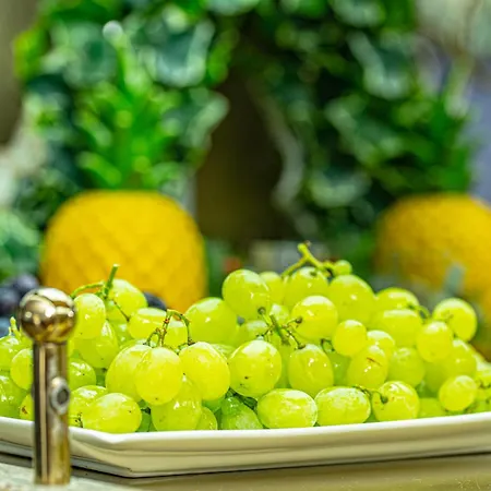 Hotel Logis - Le Relais Du Parisis 2*