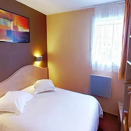 Logis - Le Relais Du Parisis Villeparisis