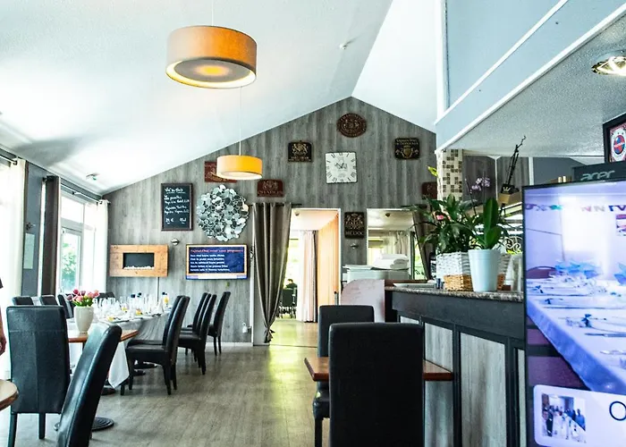 Logis - Le Relais Du Parisis 2* Villeparisis