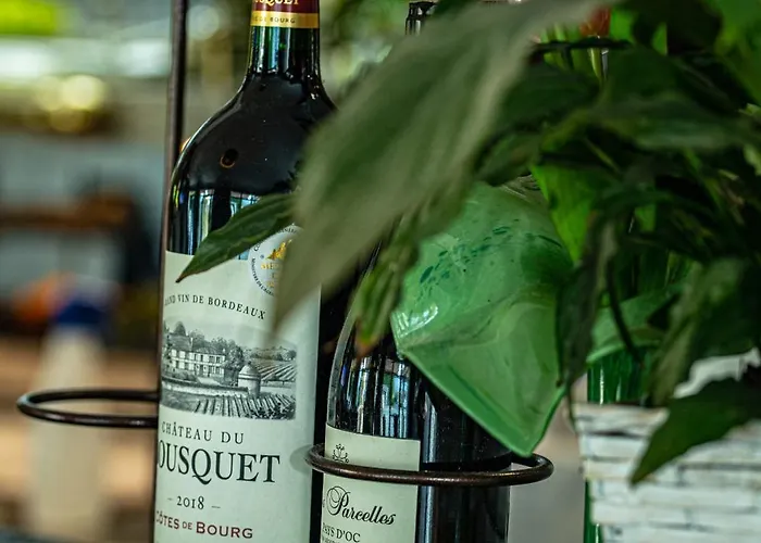 Logis - Le Relais Du Parisis 2*