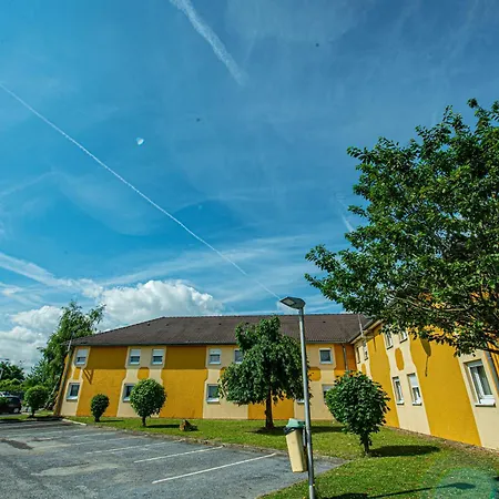 Logis - Le Relais Du Parisis 2* Villeparisis