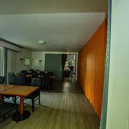 Logis - Le Relais Du Parisis Villeparisis