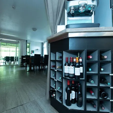 Logis - Le Relais Du Parisis 2* Villeparisis
