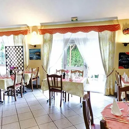 Logis - Le Relais Du Parisis Villeparisis